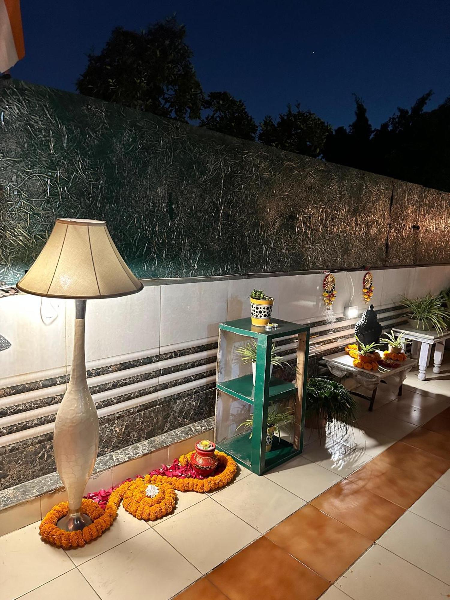 Breezy Rooftop Retreat * New Delhi